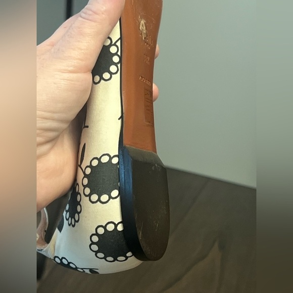 ALAIA PARIS WOMEN'S 38.5 BLACK & WHITE BALLERINA BALLET FLATS - Picture 9 of 16